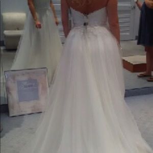 Bridal Gown/Wedding Dress